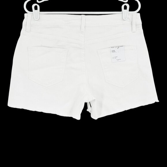 Vigoss Women's Stretch Fray Hem White Studded Denim Shorts Size 15/32 NWT - Picture 2 of 12